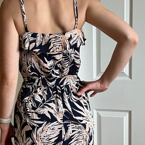 Brand New Summer Dress - Picture 3 of 8